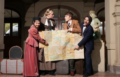 Theaterstück: Pauls fulminante Weltreise