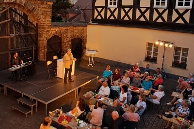 Sommerkabarett der Nörgelsäcke im Pfarrhof Gößnitz